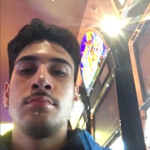 Meet your Posher, Omar